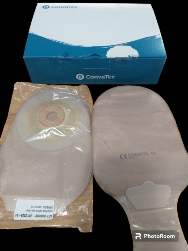Bolsa para ostomia de una pieza Esteem Flex Convex V1 recortable de 20 a 43 mm x Pieza