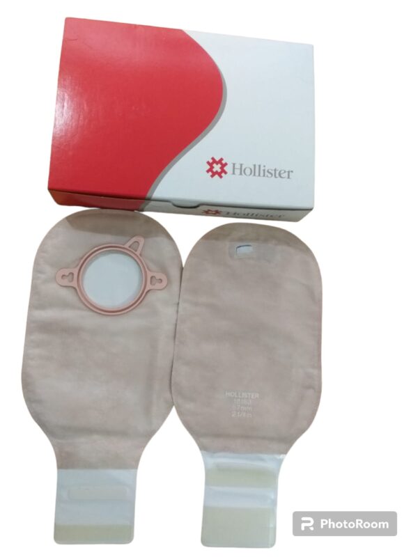 Bolsa para Ostomía Drenable de Dos Piezas - Cierre Integrado Lock 'n Roll™ Microseal y Filtro. Aro ensamble de 57 mm. Código 18133